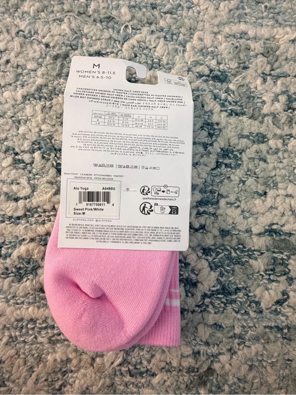 Alo Unisex Half Crew Socks Size M Sweet Pink/White